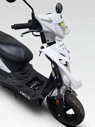 Kymco  AGILITY picture 7