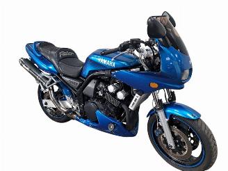skadebil motor Yamaha FZ 6 Fazer  2001/1