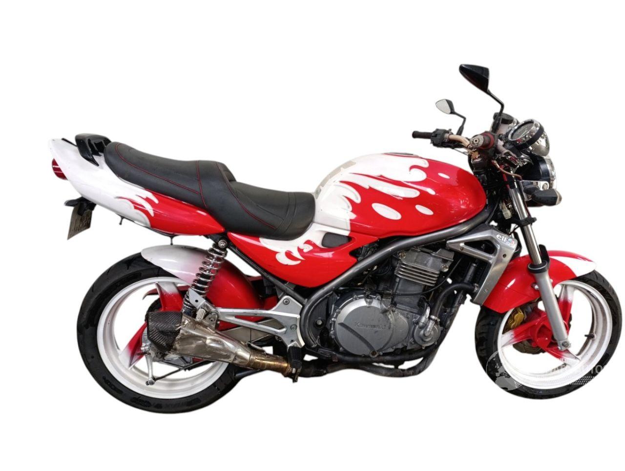 Kawasaki ER - 5 
