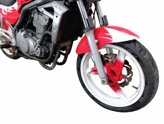 Kawasaki ER - 5  picture 9