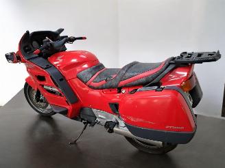 Honda ST 1100 PANEUROPEAN picture 8