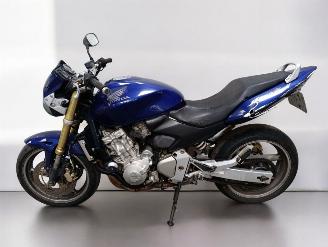 Honda CB 600 HORNET picture 2