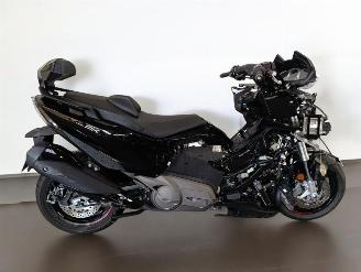 dañado otros Kymco  AK 2024/10