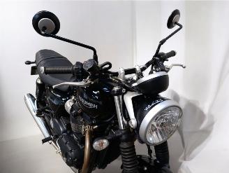 Triumph  STREET TWIN picture 17
