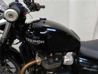 Triumph  STREET TWIN picture 18