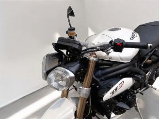 Triumph Speed Triple  picture 2