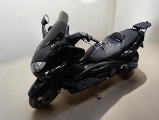 Yamaha  T MAX picture 3