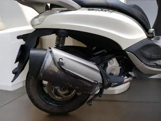 Piaggio  BEVERLY picture 4