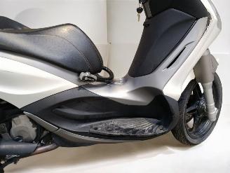 Piaggio  BEVERLY picture 21