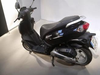 Peugeot  KISBEE picture 5