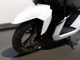 Peugeot  TWEET picture 15