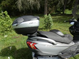 Suzuki  BURGMAN picture 7