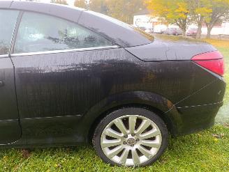 Opel Astra H TWINTOP CABRIOLET 1.9 CDTI- 16V TURBO picture 11