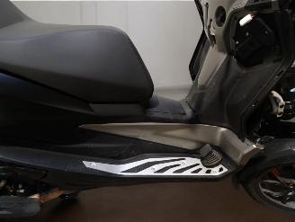 Piaggio  MP3 picture 15