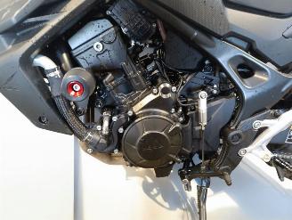 Honda CB 750 HORNET picture 10