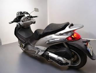 Piaggio  BEVERLY picture 14