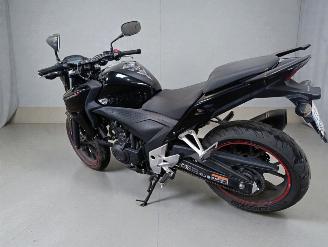 Honda CBF 500 A picture 17