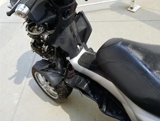 Piaggio  MP3 picture 8