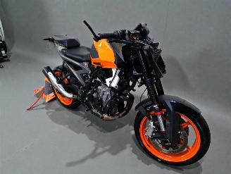 KTM 990 Super Duke  picture 23