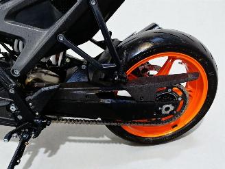 KTM 990 Super Duke  picture 21