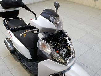 Honda  SH A picture 7