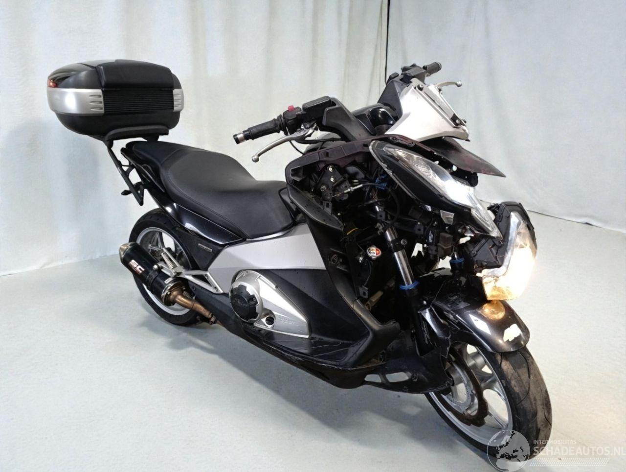 Honda NC 700 D