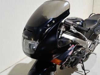 Honda VFR 750 F picture 18