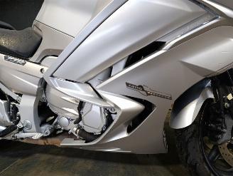 Yamaha FJR 1300  picture 9