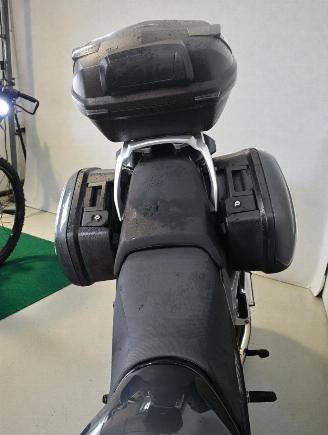 Yamaha FJR 1300  picture 19