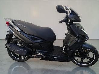 skadebil bromfiets Kymco  AGILITY 2025/3