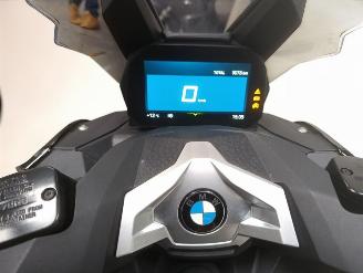 BMW C 400 X  picture 2