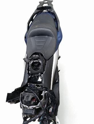 Yamaha  T MAX picture 2