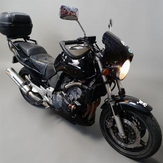 krockskadad bil motor Honda CBF 600  2006/4