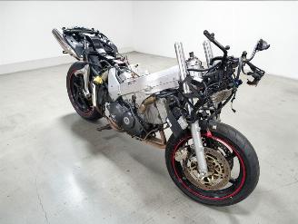 krockskadad bil motor Honda VFR 800  2002/3