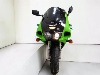 Kawasaki  ZX7R picture 4