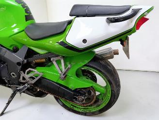 Kawasaki  ZX7R picture 12