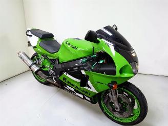 Schade motor Kawasaki  ZX7R 2002/4