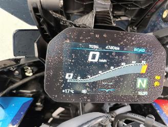 BMW  M 1000XR picture 2
