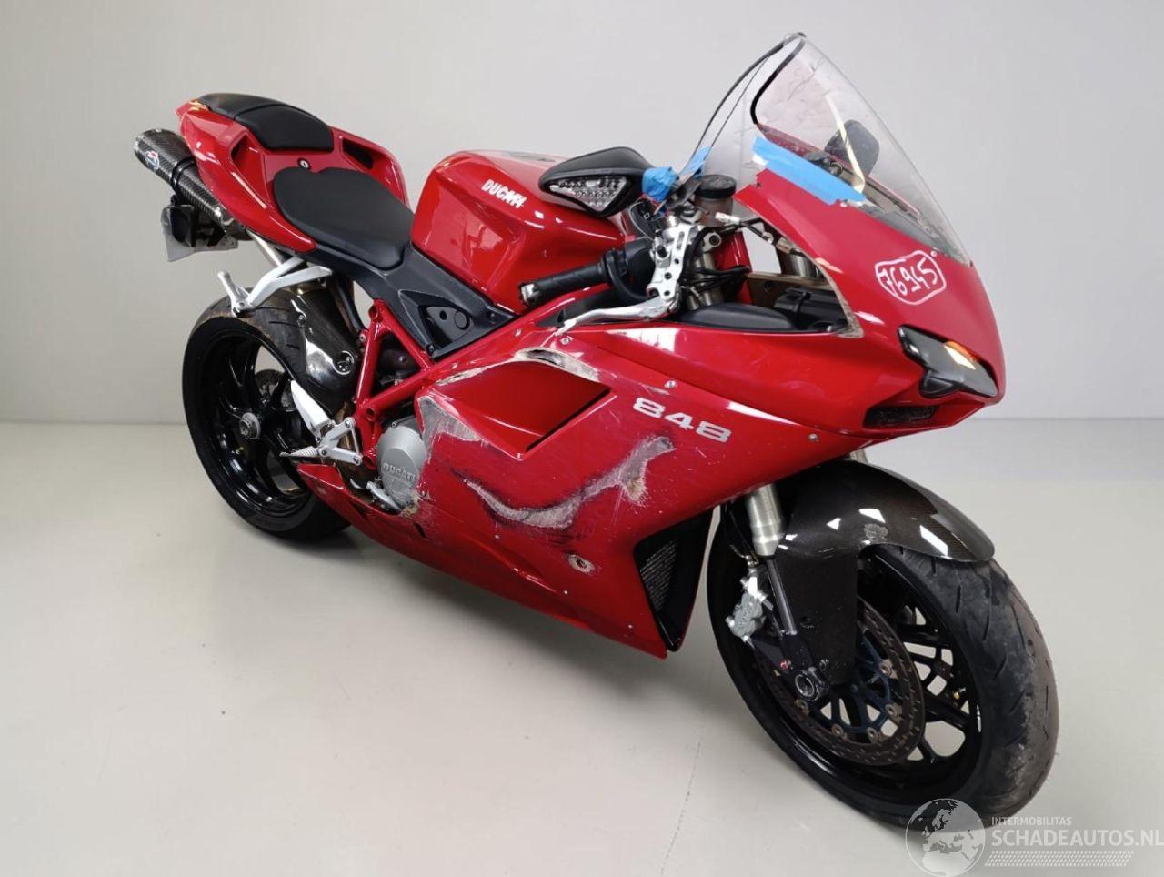 Ducati 848 