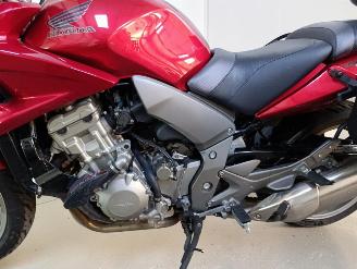 Honda CBF 1000  picture 9
