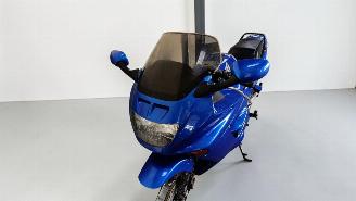 Honda CBR 1000 F picture 2