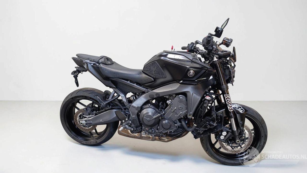 Yamaha MT-09 
