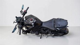 Yamaha MT-09  picture 10