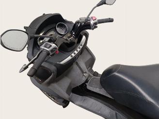 Piaggio  MP3 picture 11