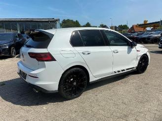 Volkswagen Golf GTI Clubsport*PANO - NAVI - KAM* picture 3