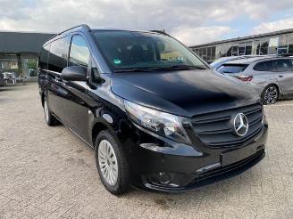 Schadeauto Mercedes Vito Tourer 116 CDI Pro Lang 9-Sitzer 2023/12