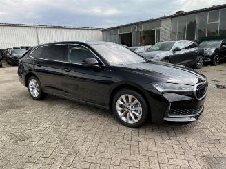 Skoda Superb Combi 1.5 TSI iV L&K *LEDER - HEAD UP* picture 4