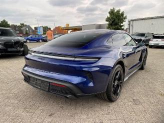 Porsche Taycan Turbo S *HEAD-UP - PANO -KERAMIK* picture 2