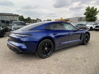 Porsche Taycan Turbo S *HEAD-UP - PANO -KERAMIK* picture 3