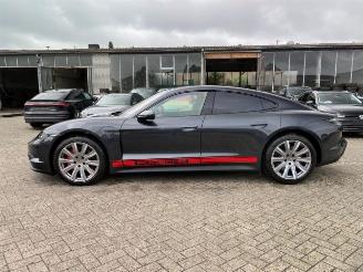 Porsche Taycan 4S Facelift *PANO - HEAD UP - KAM - BOSE* picture 2